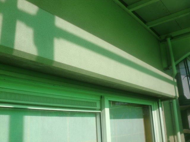 前橋市 屋根外壁塗装工事 シャッターボックス上塗り お客様の声 ミヤケン