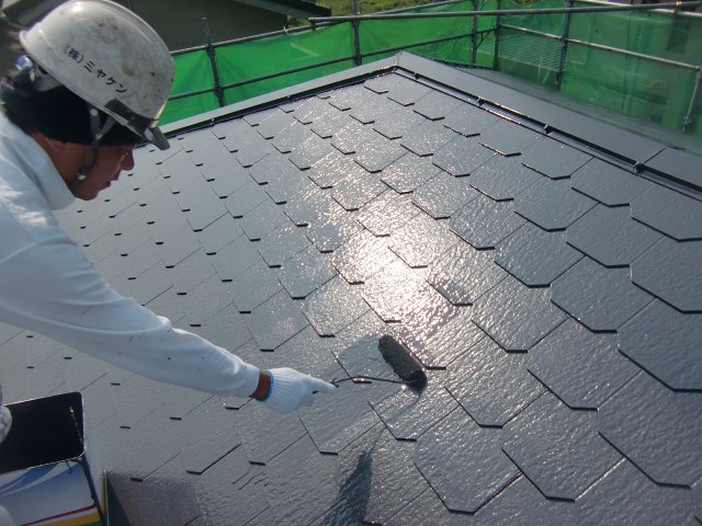 前橋市 屋根 上塗り2回目 ミヤケン