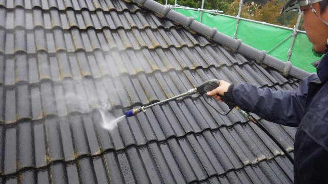 前橋市 屋根外壁塗装工事 屋根高圧洗浄 お客様の声 ミヤケン