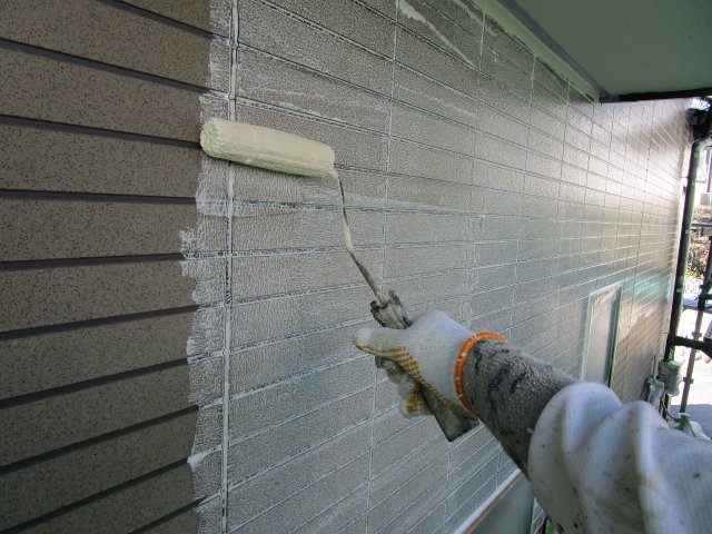 高崎市 外壁塗装 下塗り ミヤケン