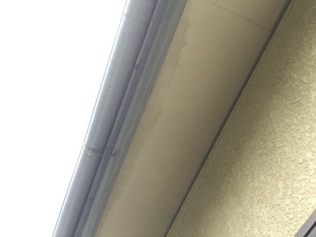 高崎市 外壁塗装工事 軒裏天井シミ お客様の声 ミヤケン