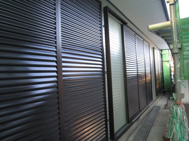前橋市 屋根外壁塗装工事 雨戸完了 お客様の声 ミヤケン