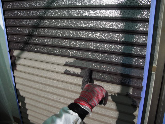 前橋市 屋根外壁塗装工事 雨戸上塗り お客様の声 ミヤケン