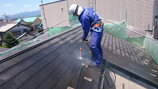 前橋市 屋根外壁塗装工事 屋根高圧洗浄 お客様の声 ミヤケン