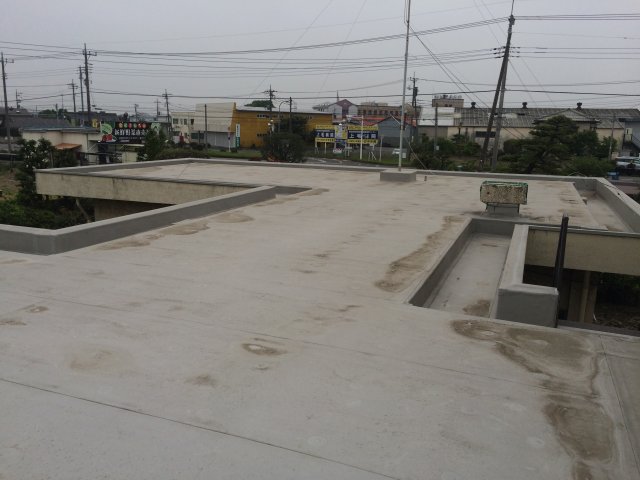 前橋市 外壁塗装工事 屋上防水防水機能低下 お客様の声 ミヤケン