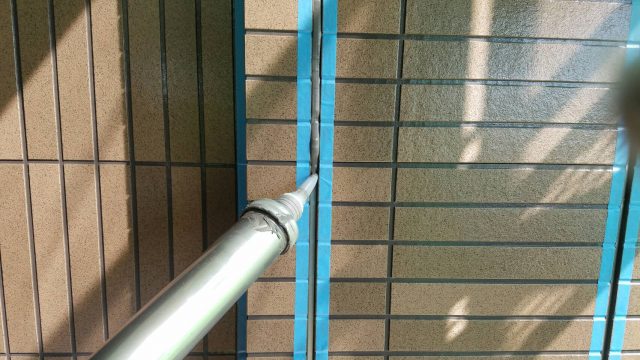太田市 屋根外壁塗装工事 コーキング 充填 お客様の声 ミヤケン