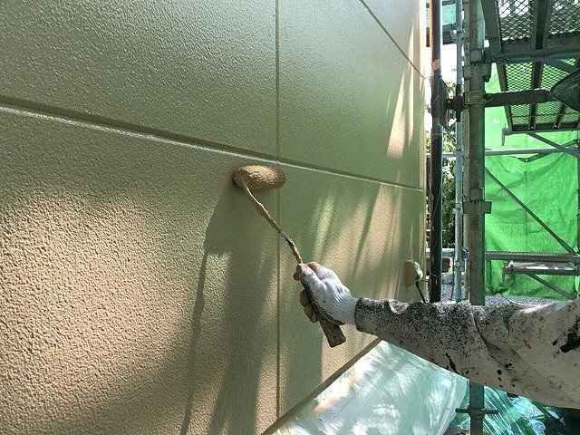 太田市 外壁塗装 上塗り2回目 ミヤケン