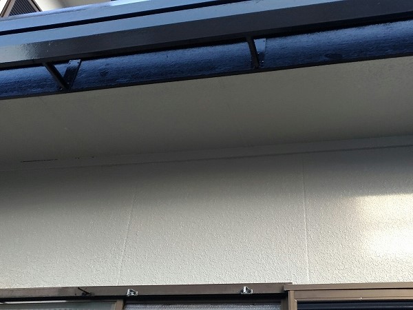 太田市 屋根外壁塗装工事 軒裏天井完了 お客様の声 ミヤケン