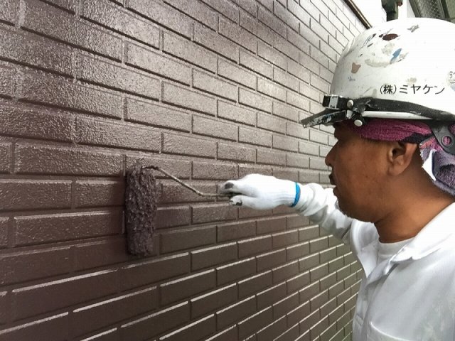 前橋市 屋根外壁塗装工事 外壁上塗り お客様の声 ミヤケン