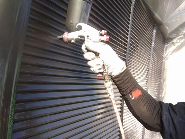 太田市 屋根外壁塗装工事 雨戸上吹 お客様の声 ミヤケン