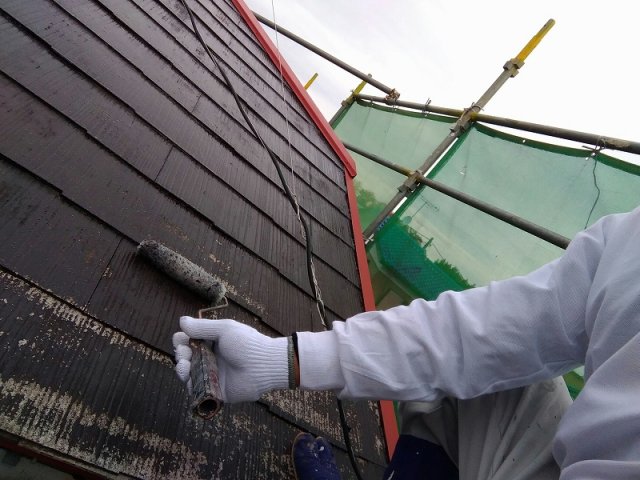 太田市 屋根外壁塗装工事 屋根下塗り お客様の声 ミヤケン
