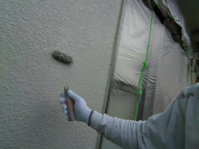 太田市 屋根外壁塗装工事 外壁上塗り2回目 お客様の声 ミヤケン