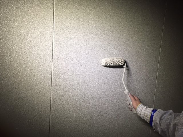 高崎市 外壁 上塗り2回目 ミヤケン