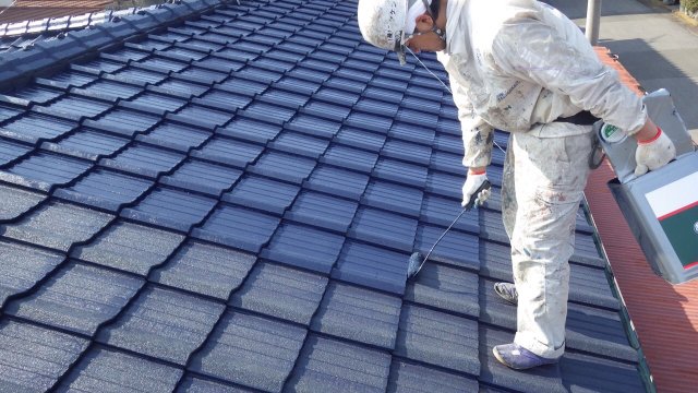 太田市 外壁塗装工事 平屋 屋根上塗り2回目 お客様の声 ミヤケン