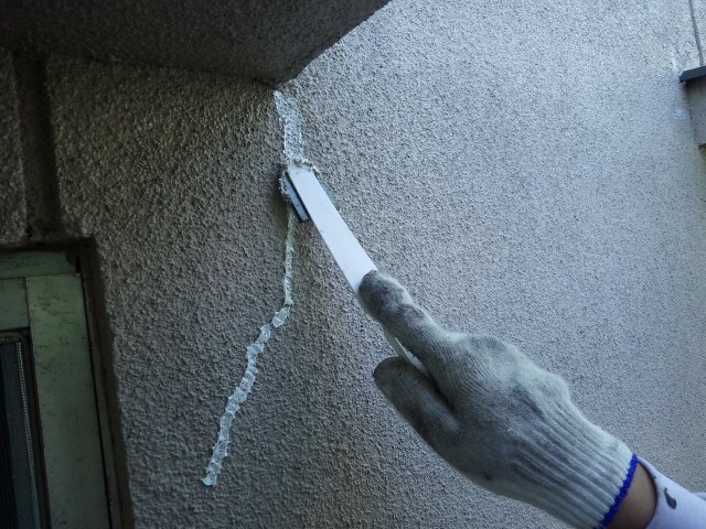 熊谷市 外壁塗装 ひび割れ補修 ミヤケン