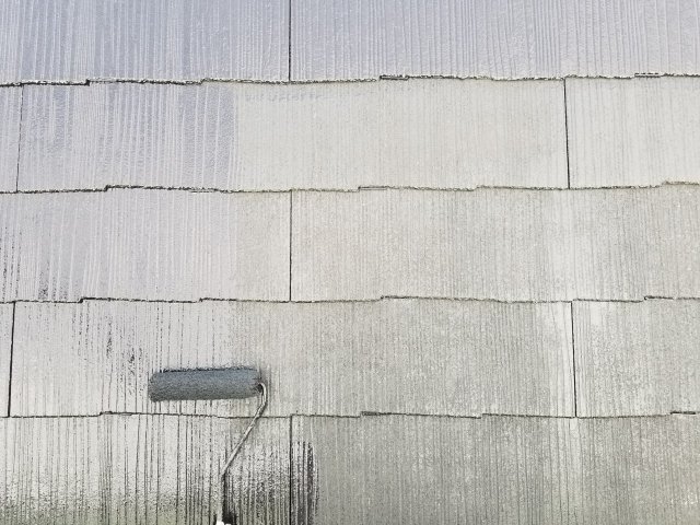 太田市 屋根外壁塗装工事 屋根上塗り1回目 お客様の声 ミヤケン