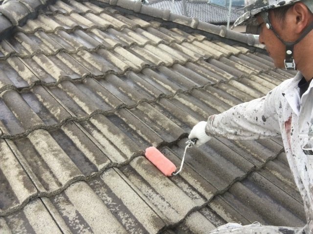 太田市 屋根外壁塗装工事 屋根下塗り お客様の声 ミヤケン