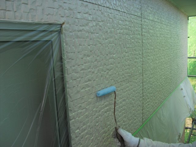 前橋市 外壁塗装工事 下塗り中 お客様の声 ミヤケン