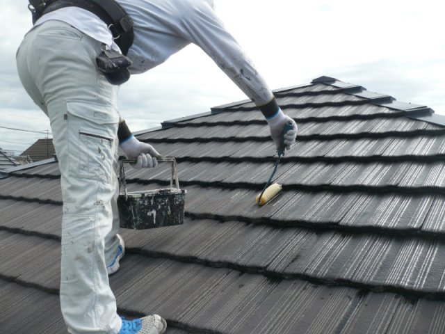 高崎市 屋根外壁塗装工事 屋根下塗り お客様の声 ミヤケン