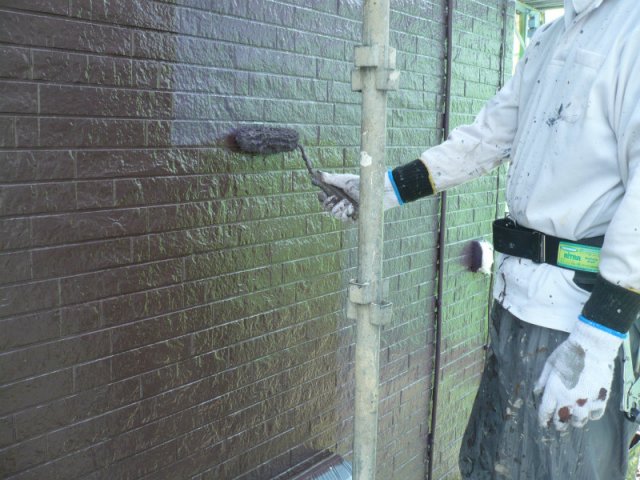 高崎市 屋根外壁塗装工事 外壁上塗り2回目 お客様の声 ミヤケン