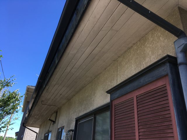玉村町 屋根塗装工事 軒裏天井シミ・汚れの付着 お客様の声 ミヤケン