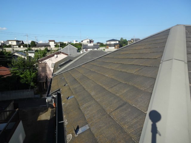 高崎市 屋根外壁塗装工事 屋根コケの付着 お客様の声 ミヤケン
