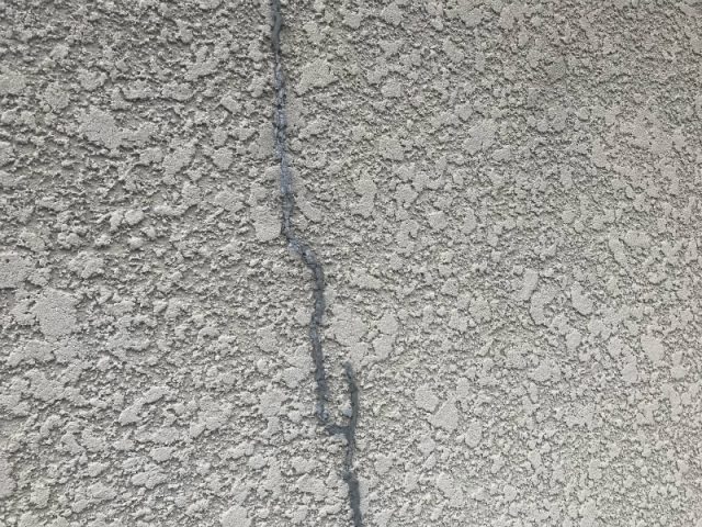 高崎市 屋根外壁塗装工事 ひび割れ お客様の声 ミヤケン