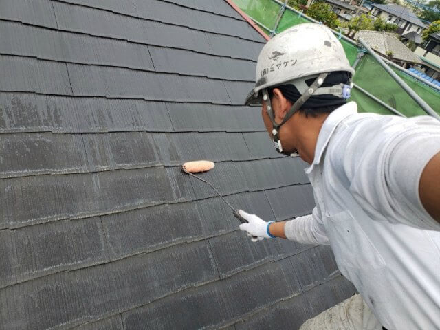 屋根下塗り1回目