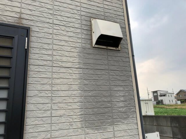 北群馬郡吉岡町 外壁 コケの付着 ミヤケン