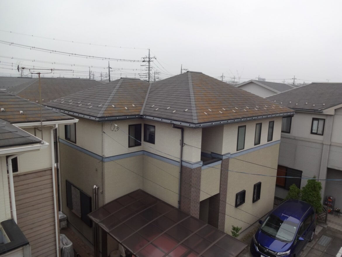 屋根 外壁 色褪せ
