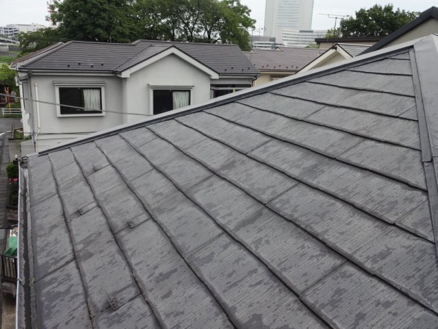 屋根 コケ 色褪せ