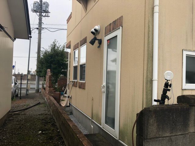 高崎市 外壁 コケの付着 ミヤケン