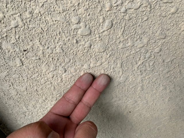 外壁 チョーキング