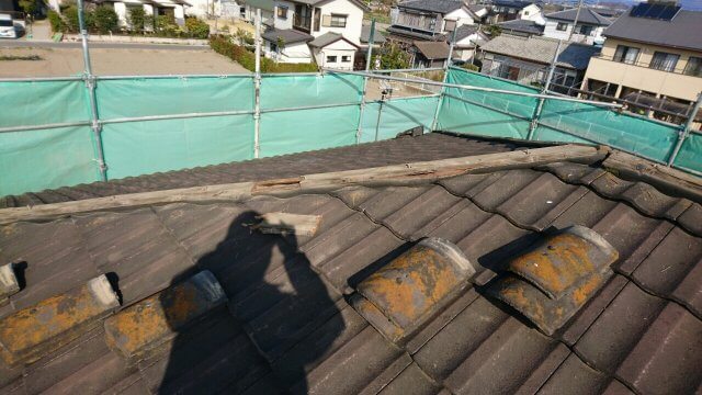 屋根 ヌキ板