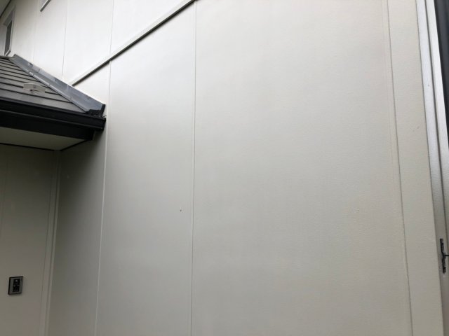 前橋市にて鉄板サイディング塗装工事から3年点検 株式会社ミヤケン 前橋市にて鉄板サイディング塗装工事から3年点検 株式会社ミヤケン