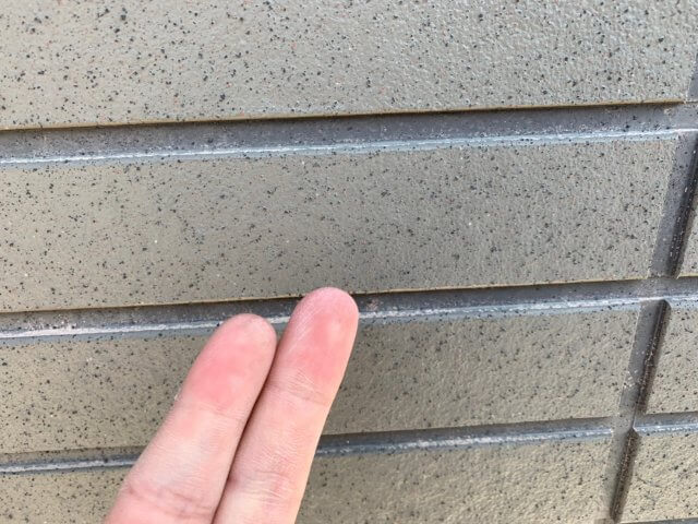 外壁 チョーキング