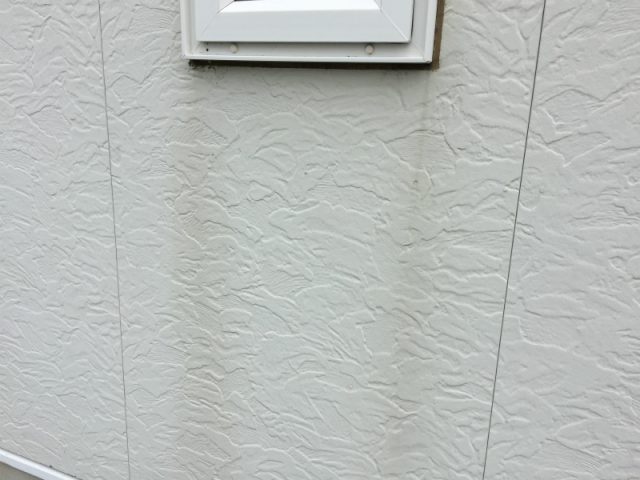 北群馬郡 屋根外壁塗装工事 外壁雨だれ お客様の声 ミヤケン