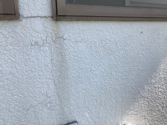 外壁 ひび割れ