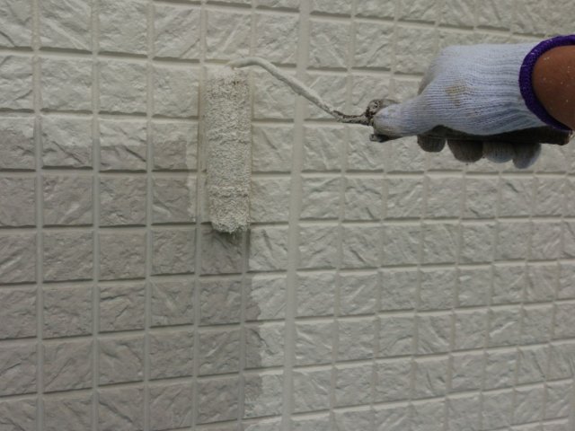 外壁 上塗り作業1回目