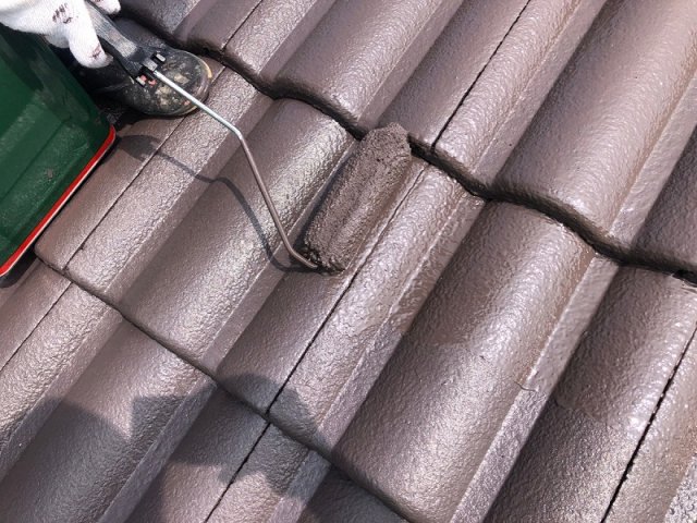 セメント瓦 上塗り 仕上げ