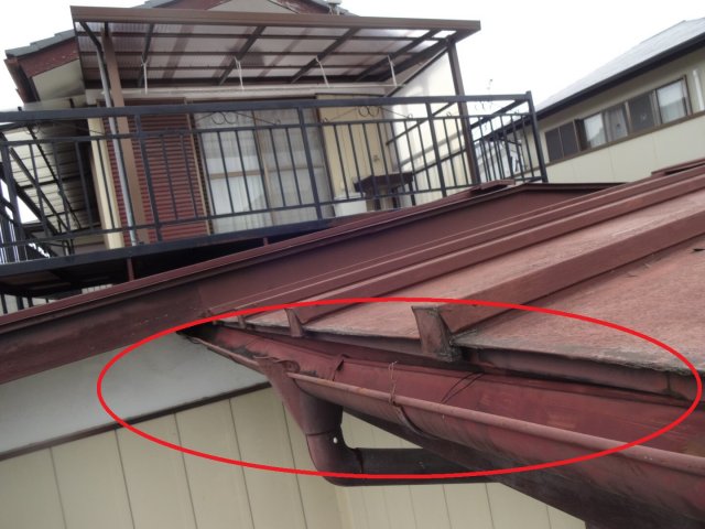 雨樋ゆがみ