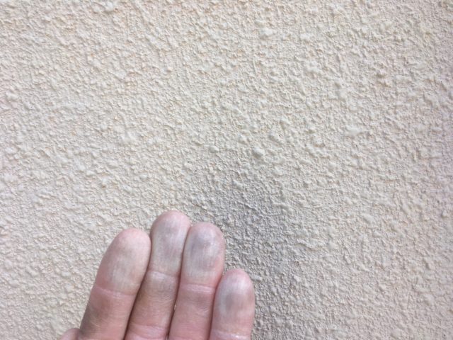 渋川市 屋根外壁塗装工事 外壁チョーキング現象 お客様の声 ミヤケン