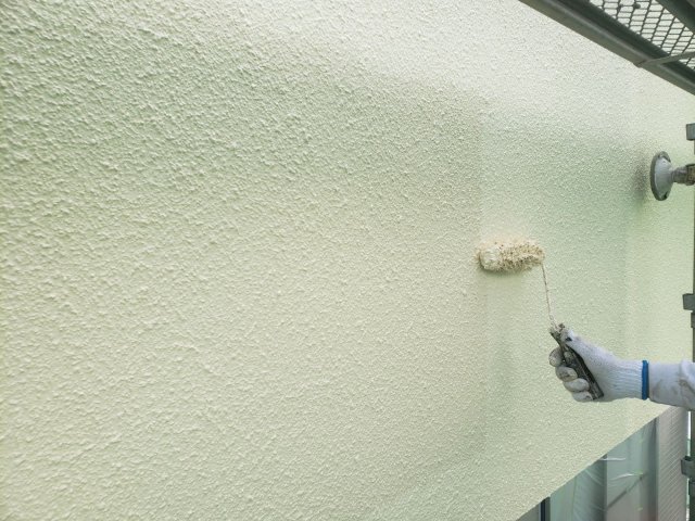 外壁塗装上塗り