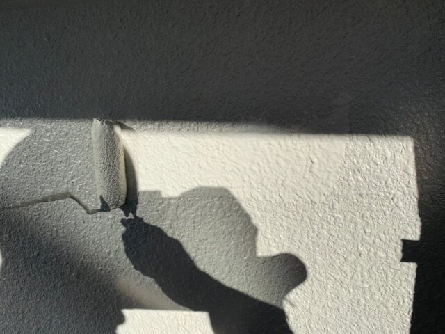 外壁 上塗り作業2回目