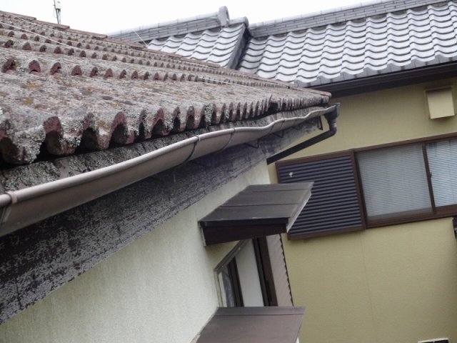 雨樋　ゆがみ