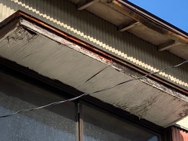軒天 はがれ