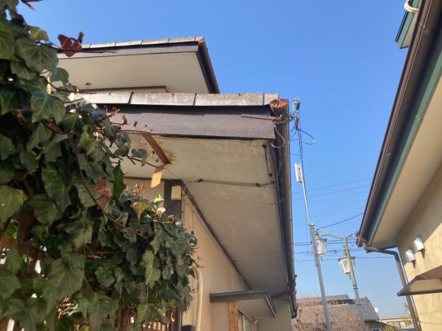 軒裏天井 色あせ