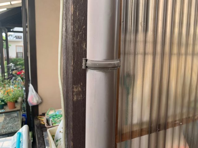 雨樋の色あせ