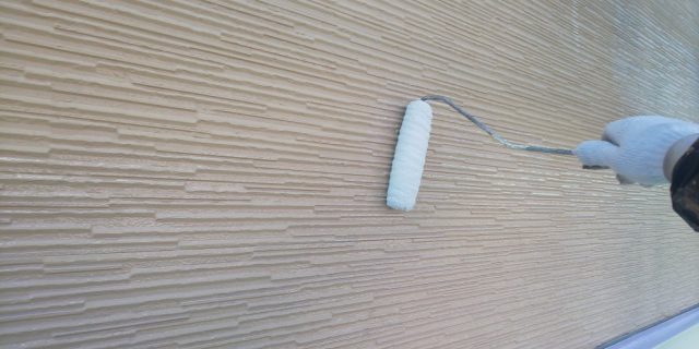 外壁 下塗り作業