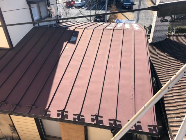 屋根 色あせ